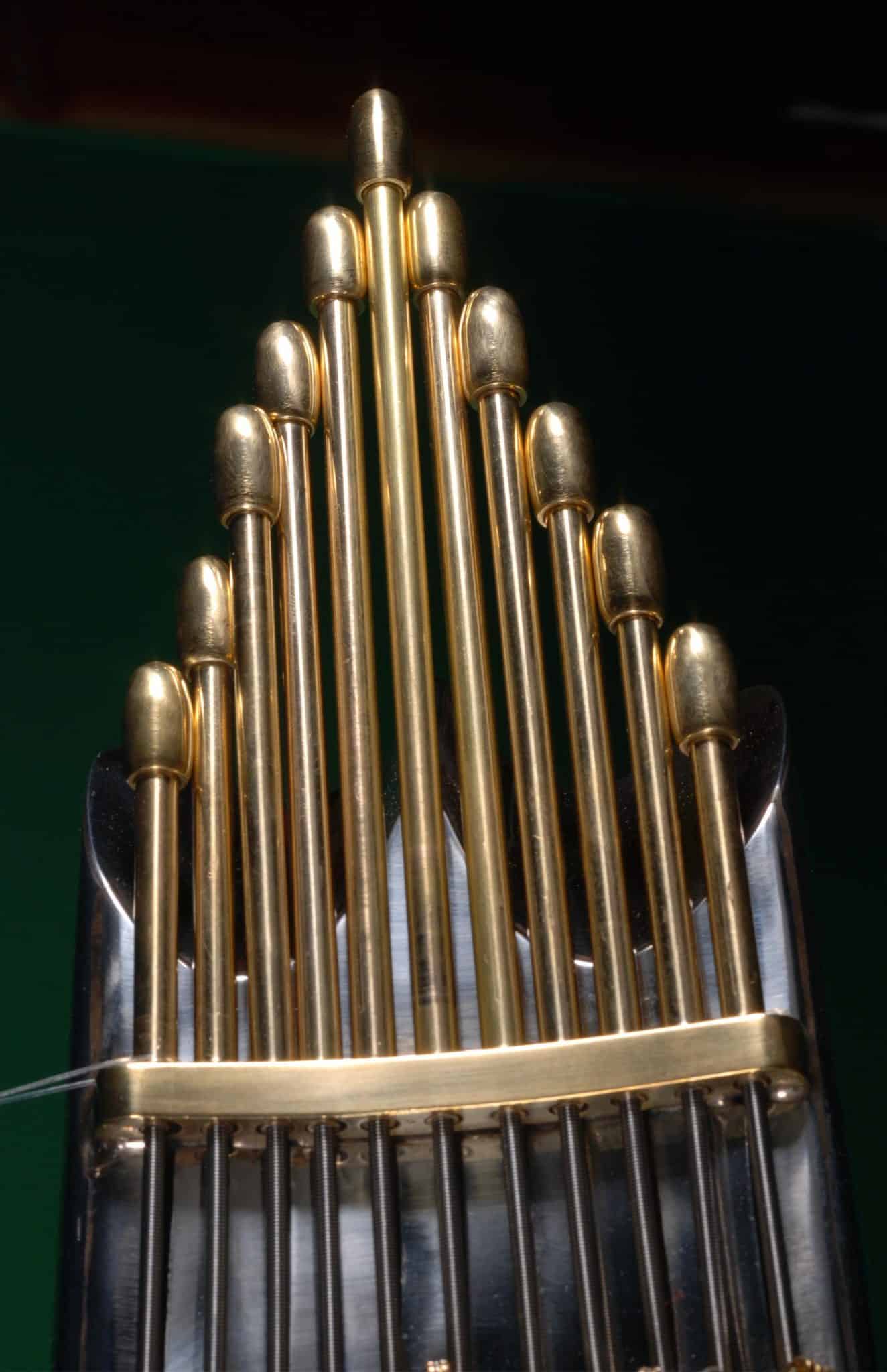 PHOTOS BON FORMAT_0006s_0000_5- PENTOCTAR- détail haut instrument mécaniques de tension